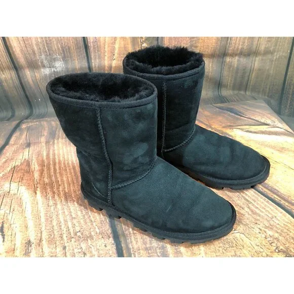 UGG #5835 Essential Shearling Black Sheepskin Boots Womens 7 / 38 (p5L - Picture 11 of 11